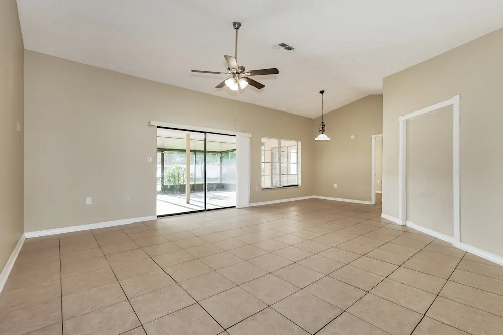 Brandon House: 1726 Lake Crest Ave