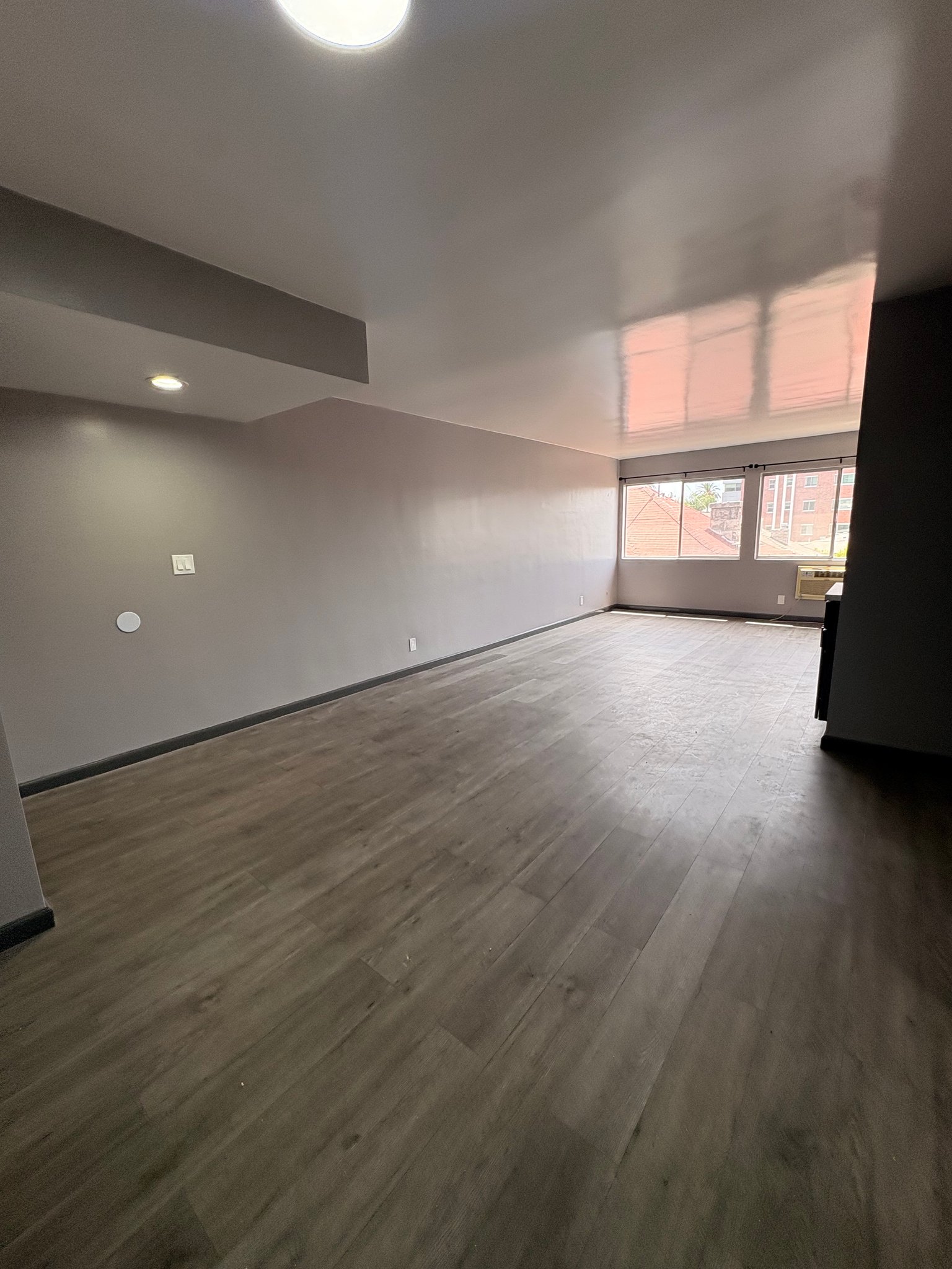 Los Angeles Apartment: 1825 N. Gramercy Pl.