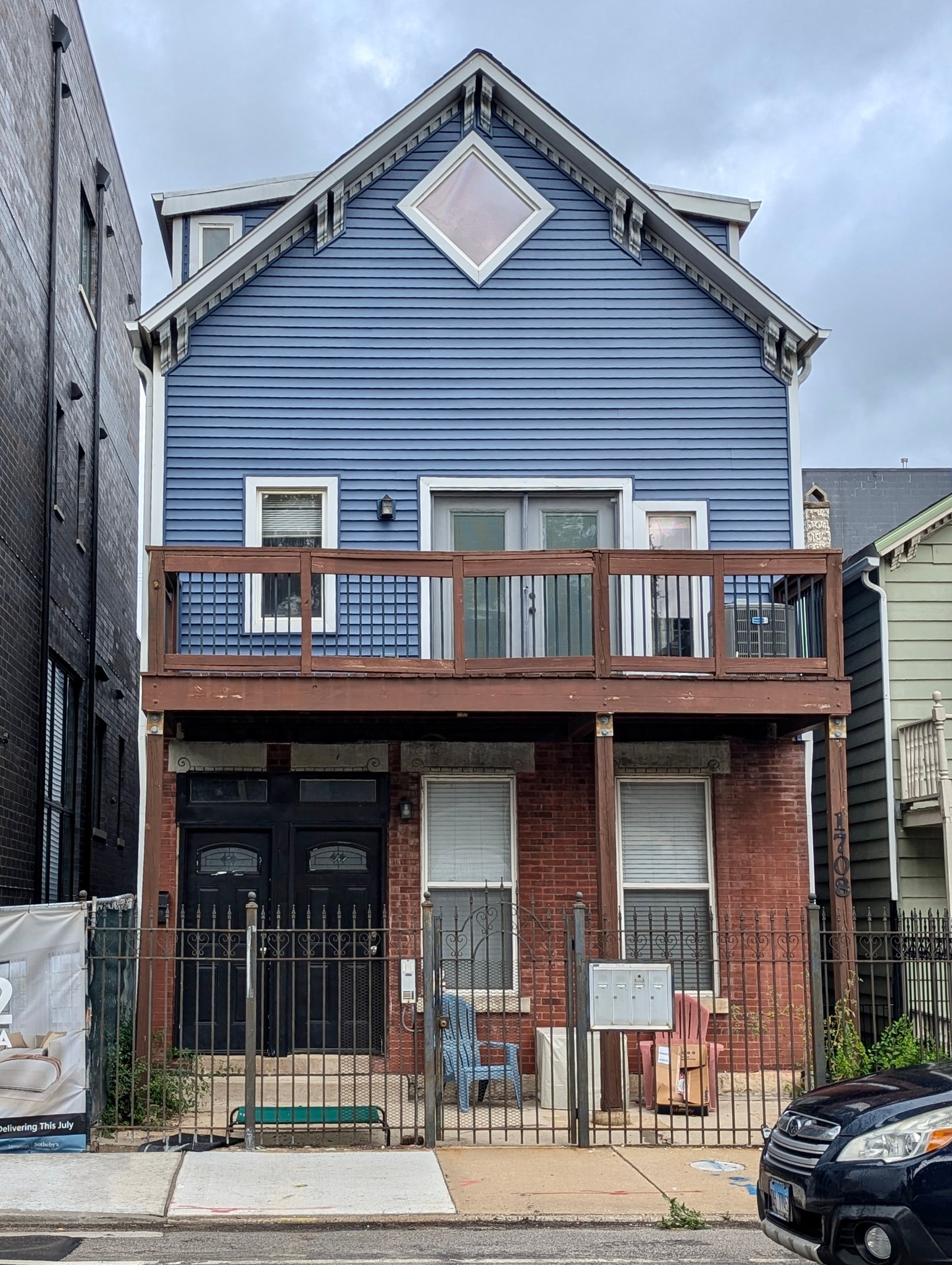 Chicago Apartment: 1708 W Augusta Blvd