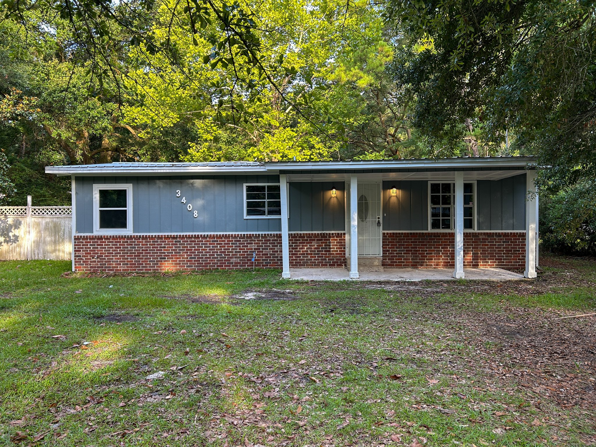 Mobile House: 3408 Alba Club Rd