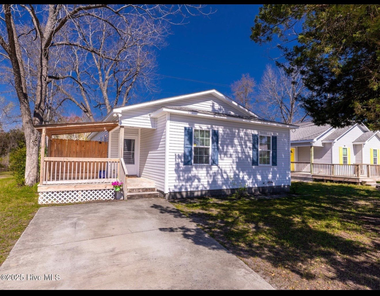 Wilmington House: 1309 Corbett St