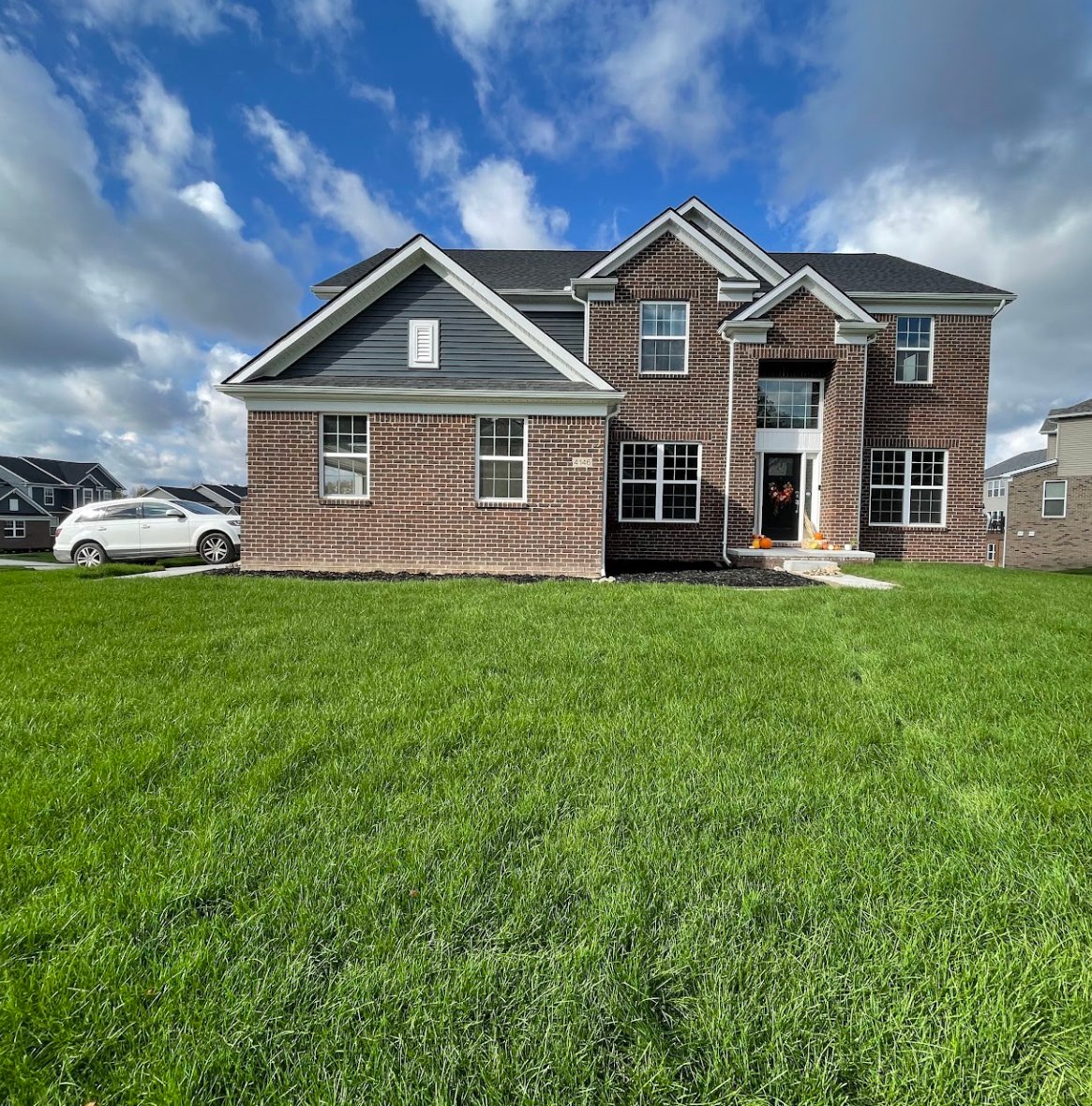 Lake Orion House: 4146 Newgard Dr