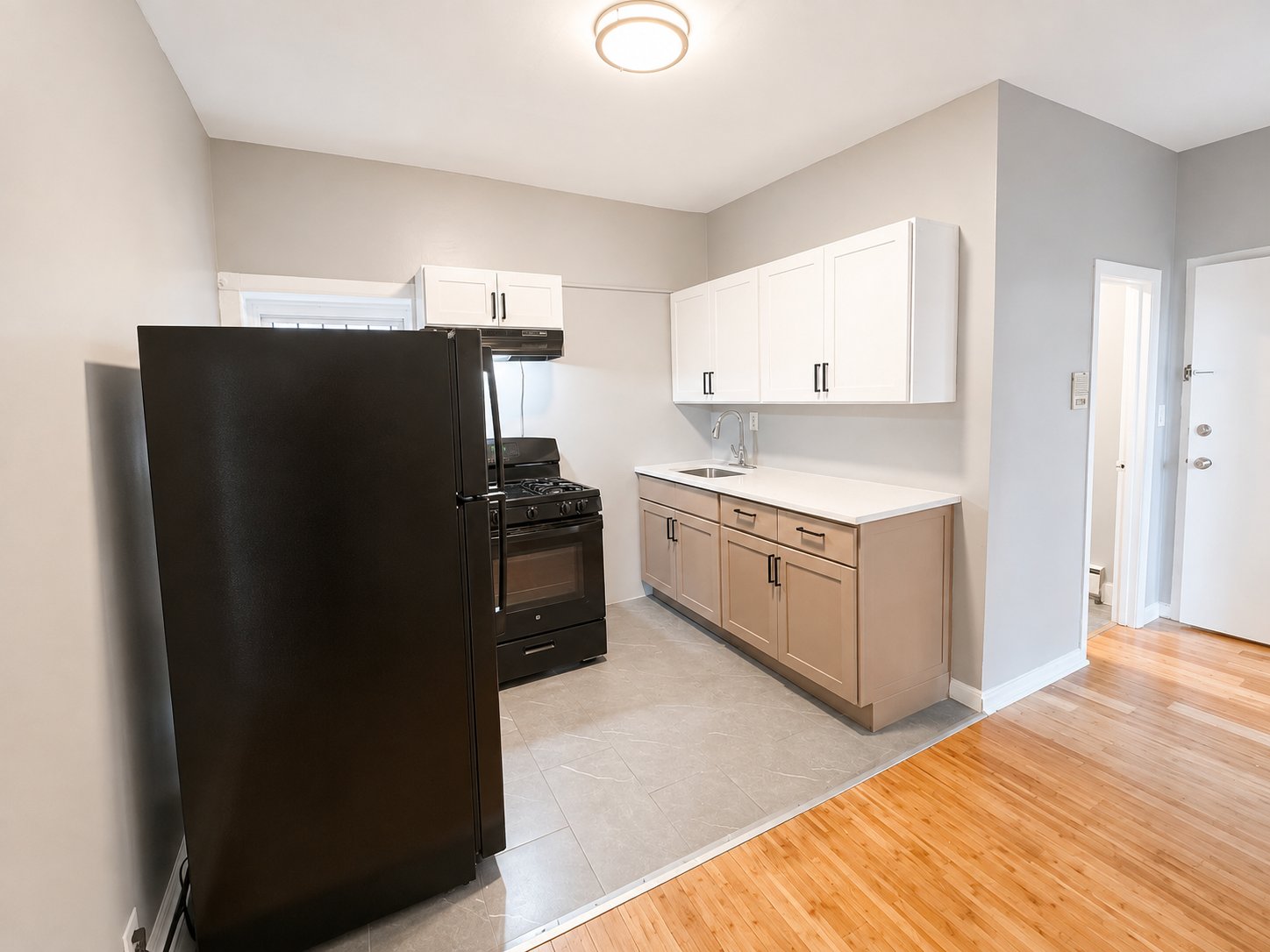 Orange Apartment: 300 Watchung Ave