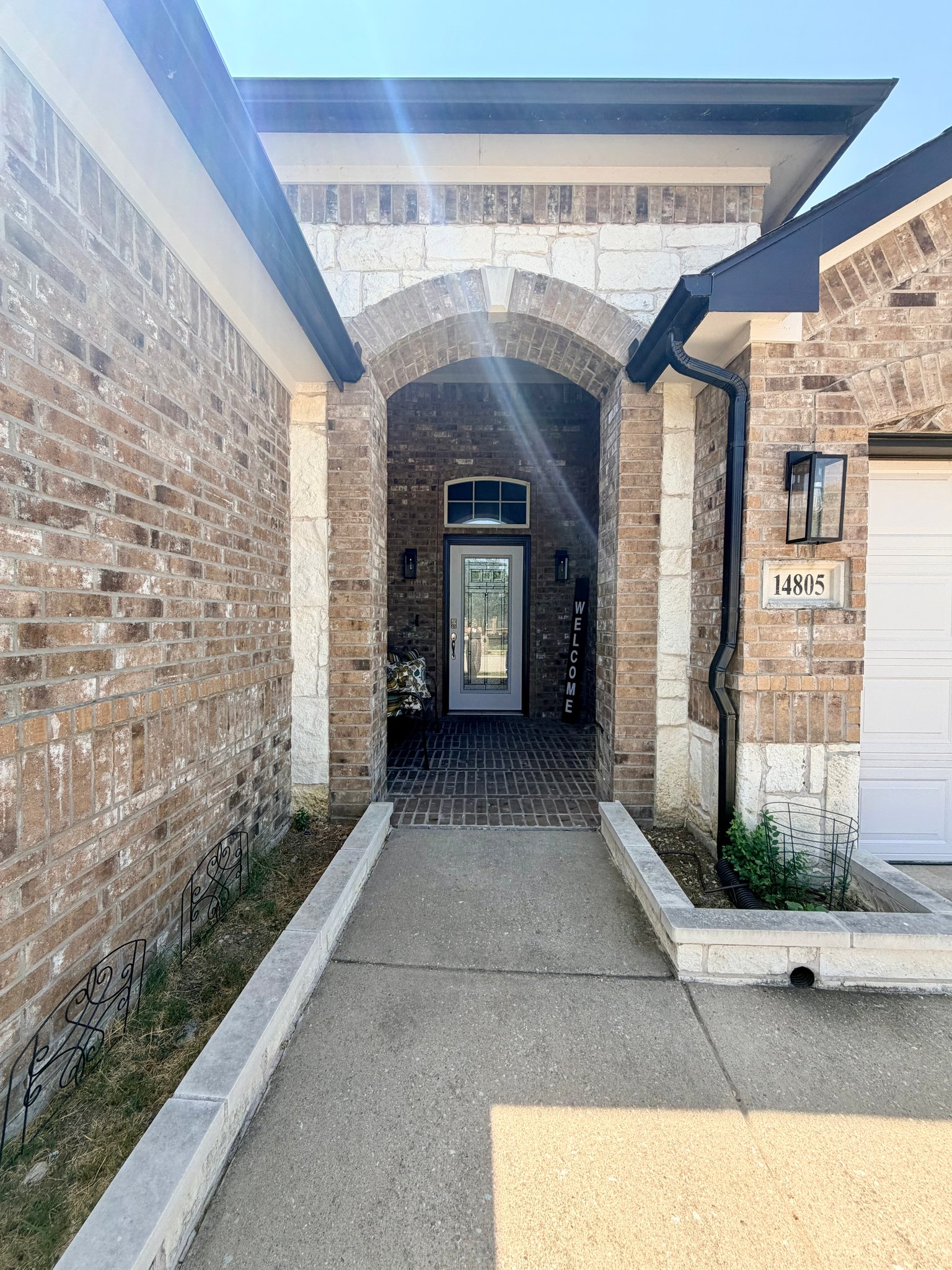 little elm House: 14805 little anne dr