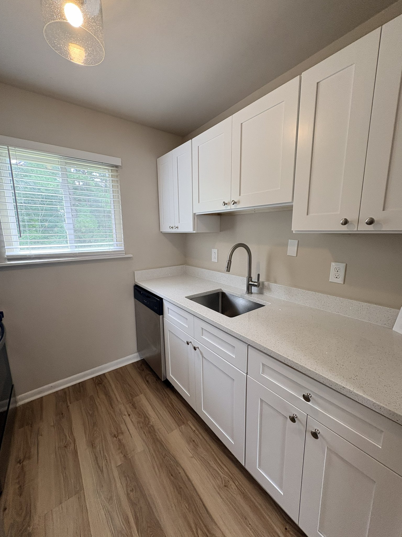 Suffolk Apartment: 200 Kilby Shores Drive
