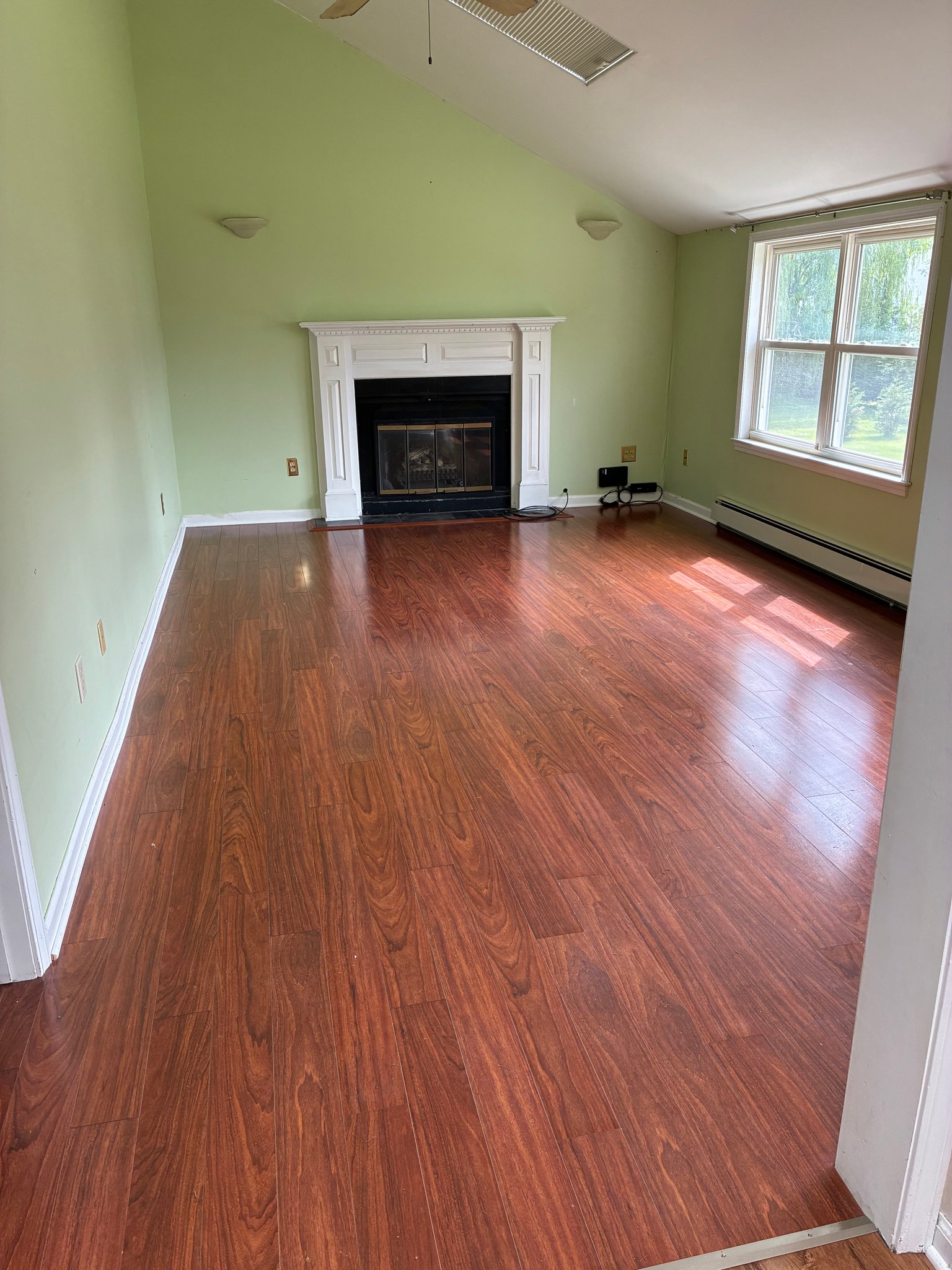 Glenmont Multiplex: 118 Beacon Rd