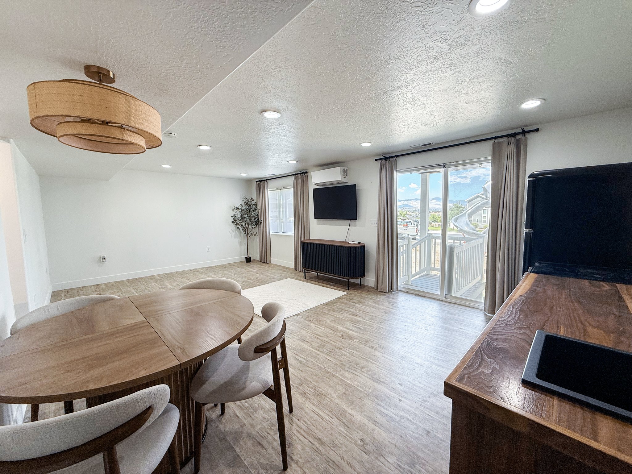 Bluffdale Townhome: 15394 S Skyraider Lane