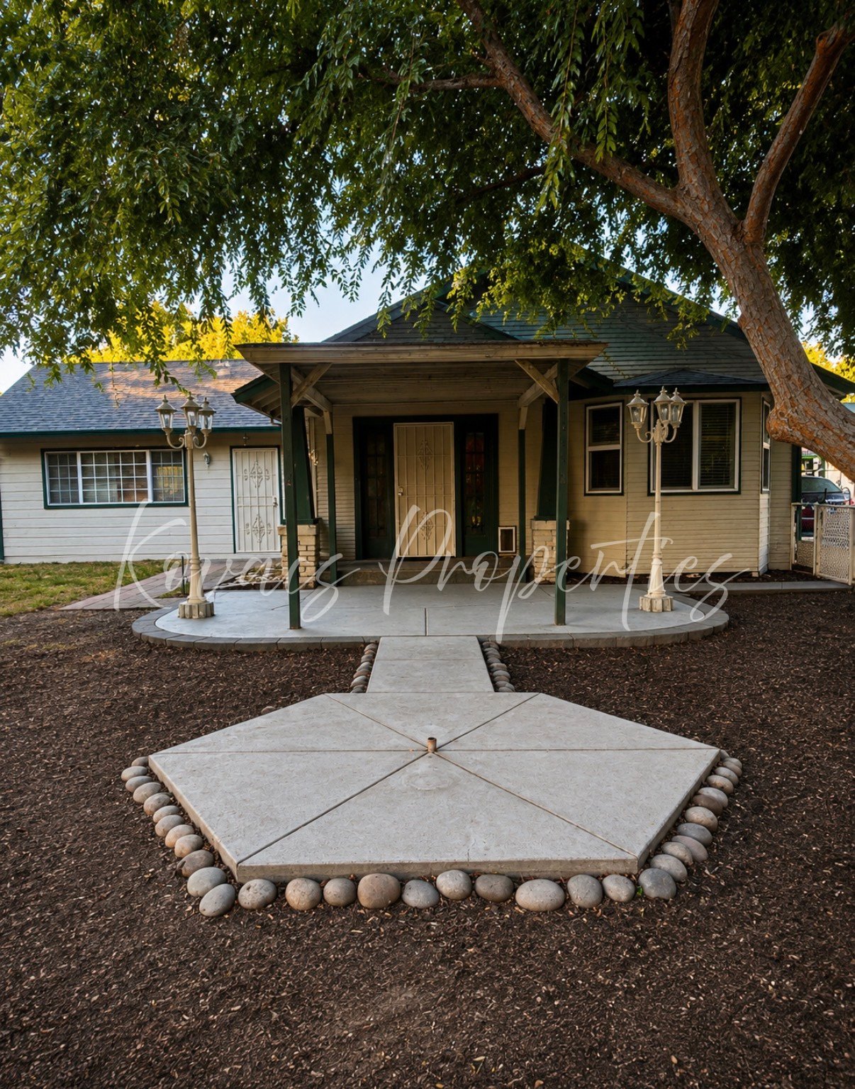 Modesto House: 1036 N Rosemore Ave