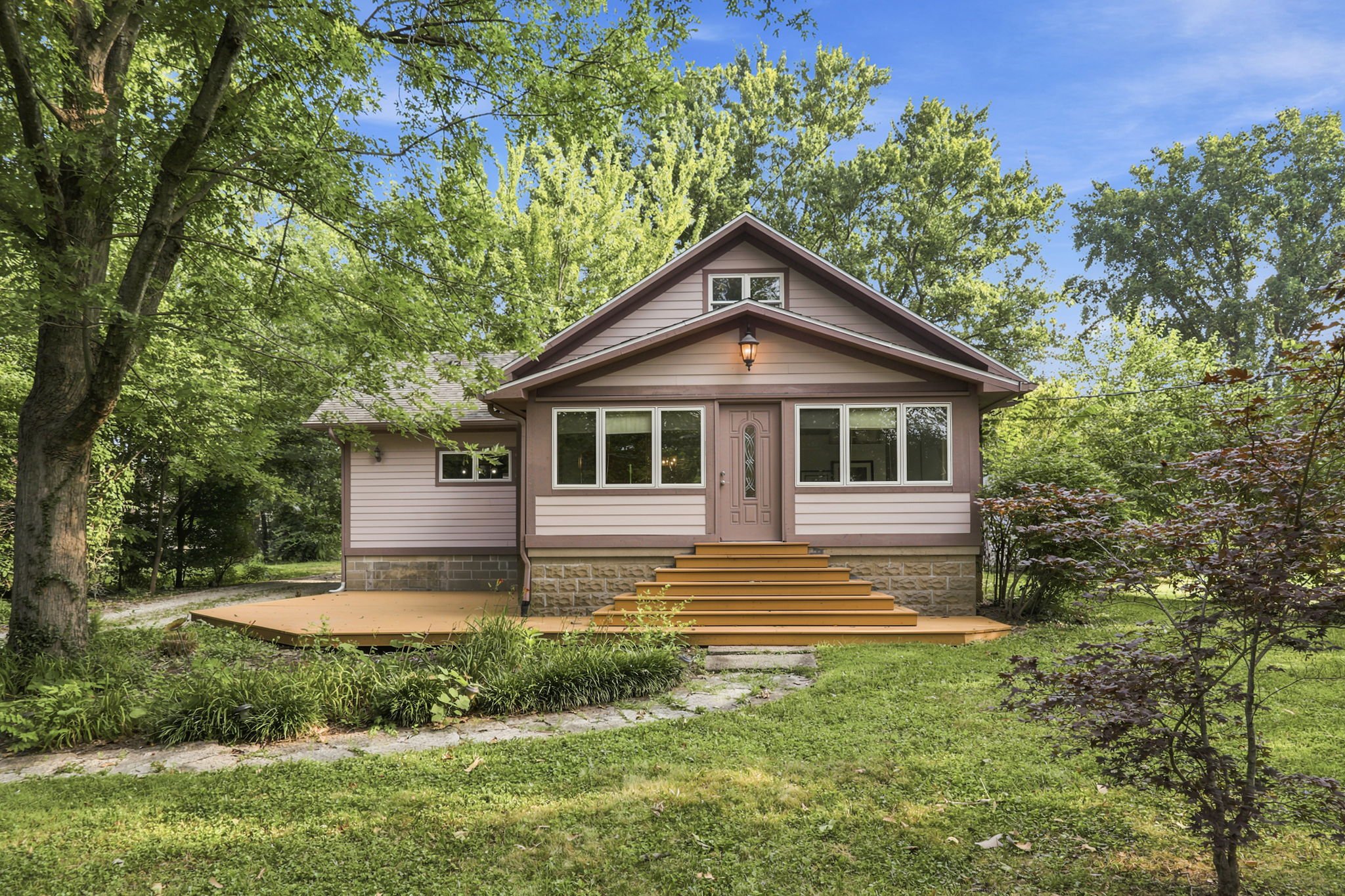 Indianapolis House: 3136 E. Edgewood Ave