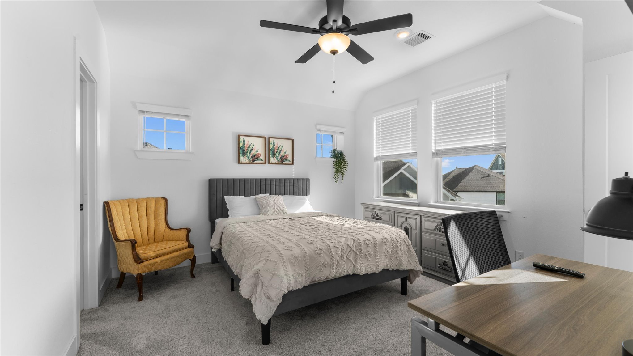 Cypress Single Room: 15135 Colorado Bend Park Dr