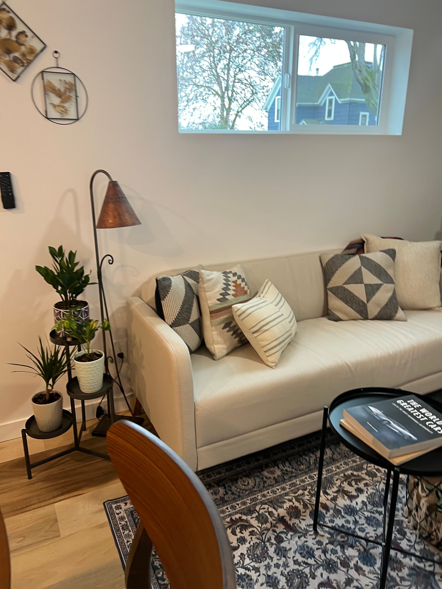 Monmouth Townhome: 266 Monmouth Ave S
