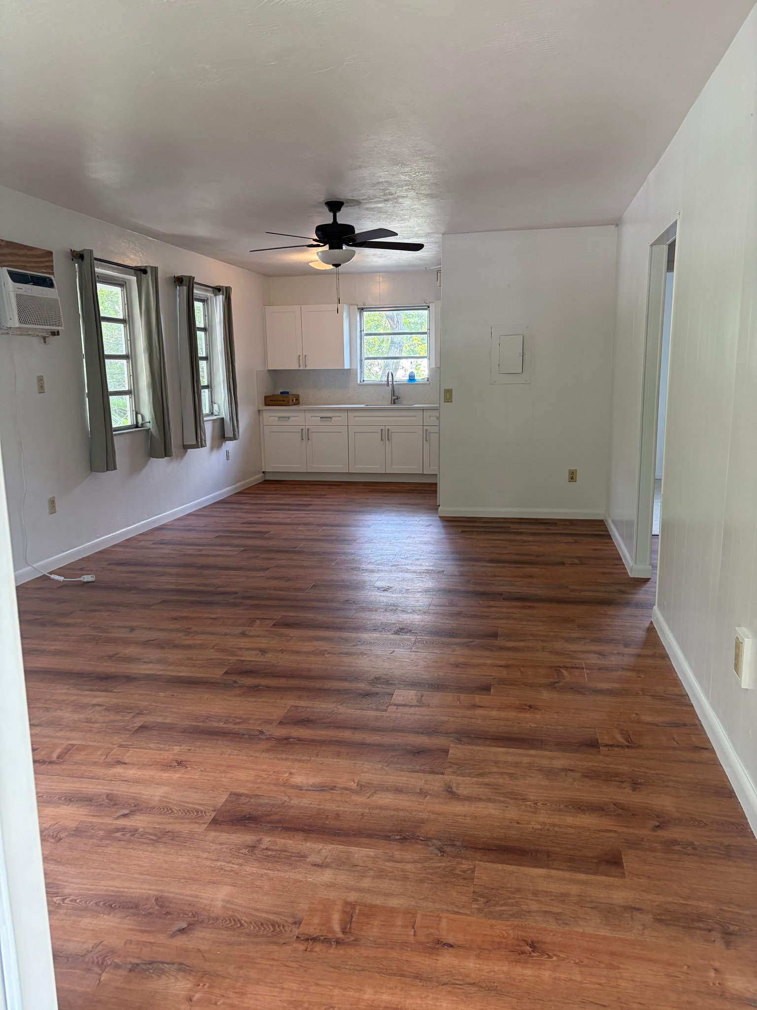 KEY LARGO Apartment: 117 N Bay Harbor Dr