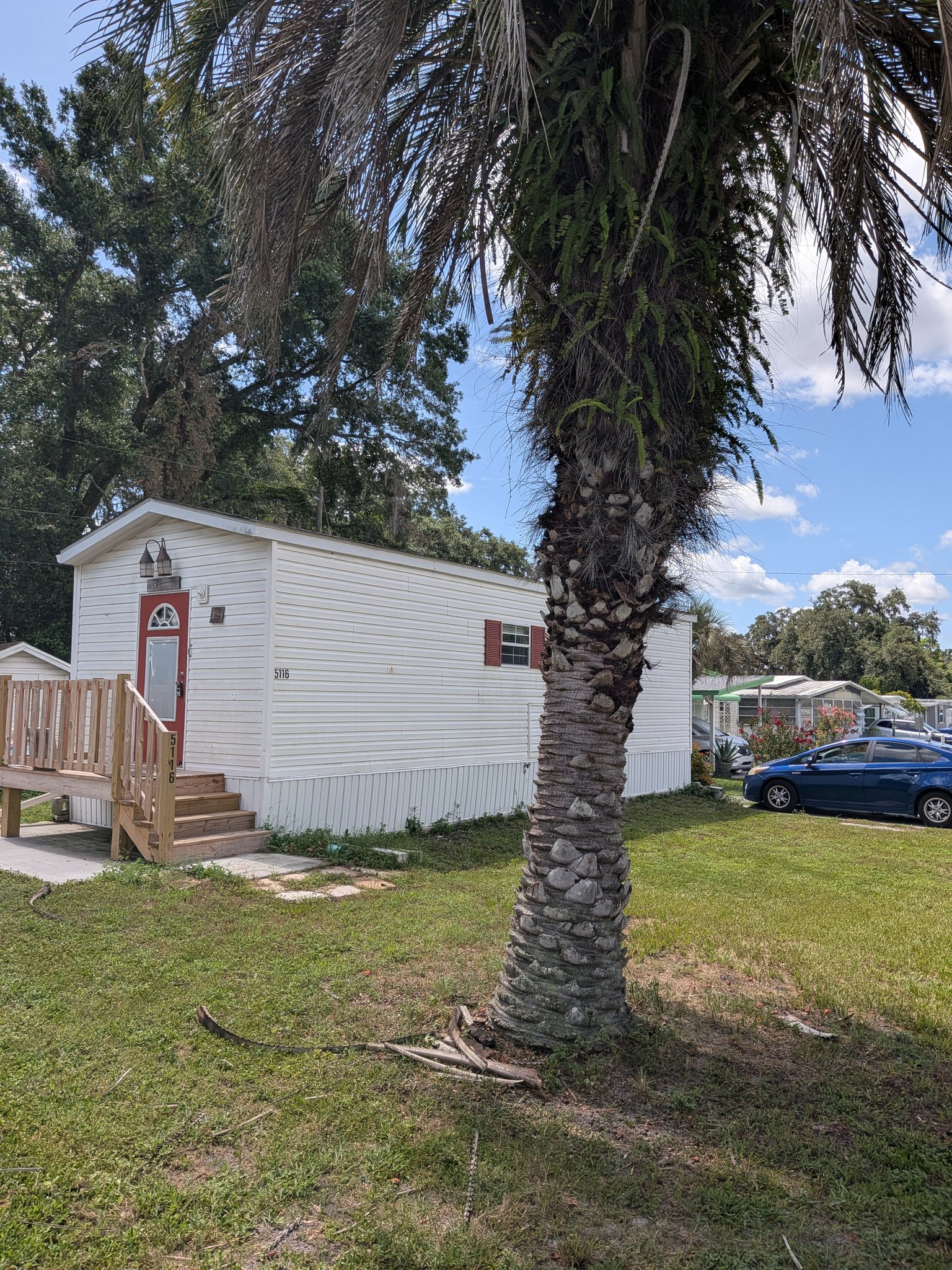 Zephyrhills House: 5116 Court St