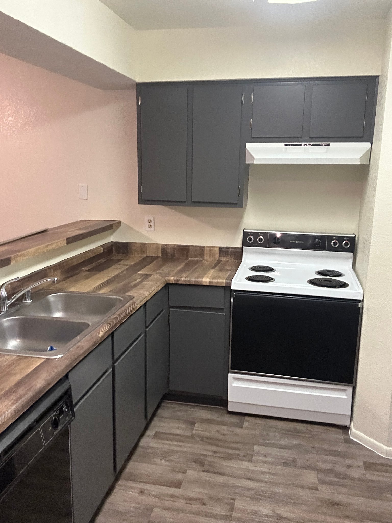Laughlin Condo: 2044 Mesquite LN