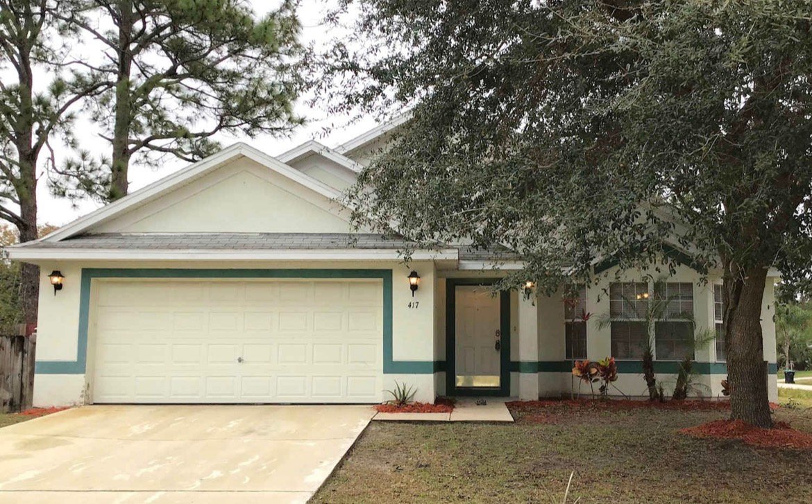 Palm Bay House: 418 Saragassa Ave SW