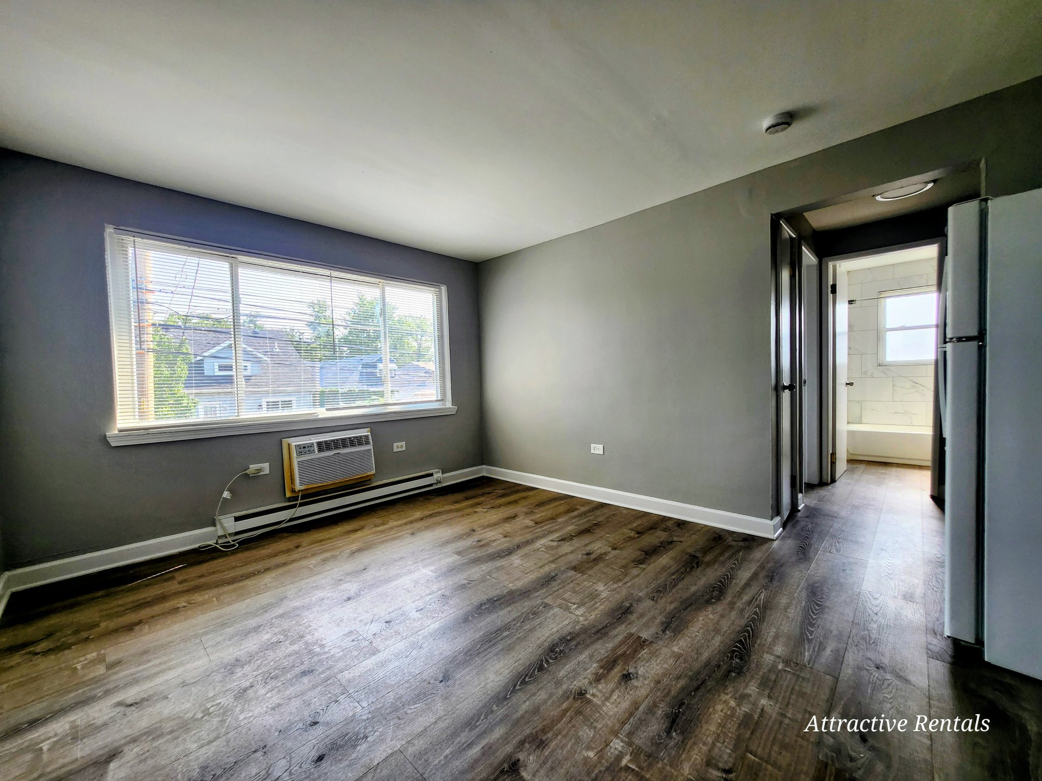 Blue Island Apartment: 2123 W 119th St #12