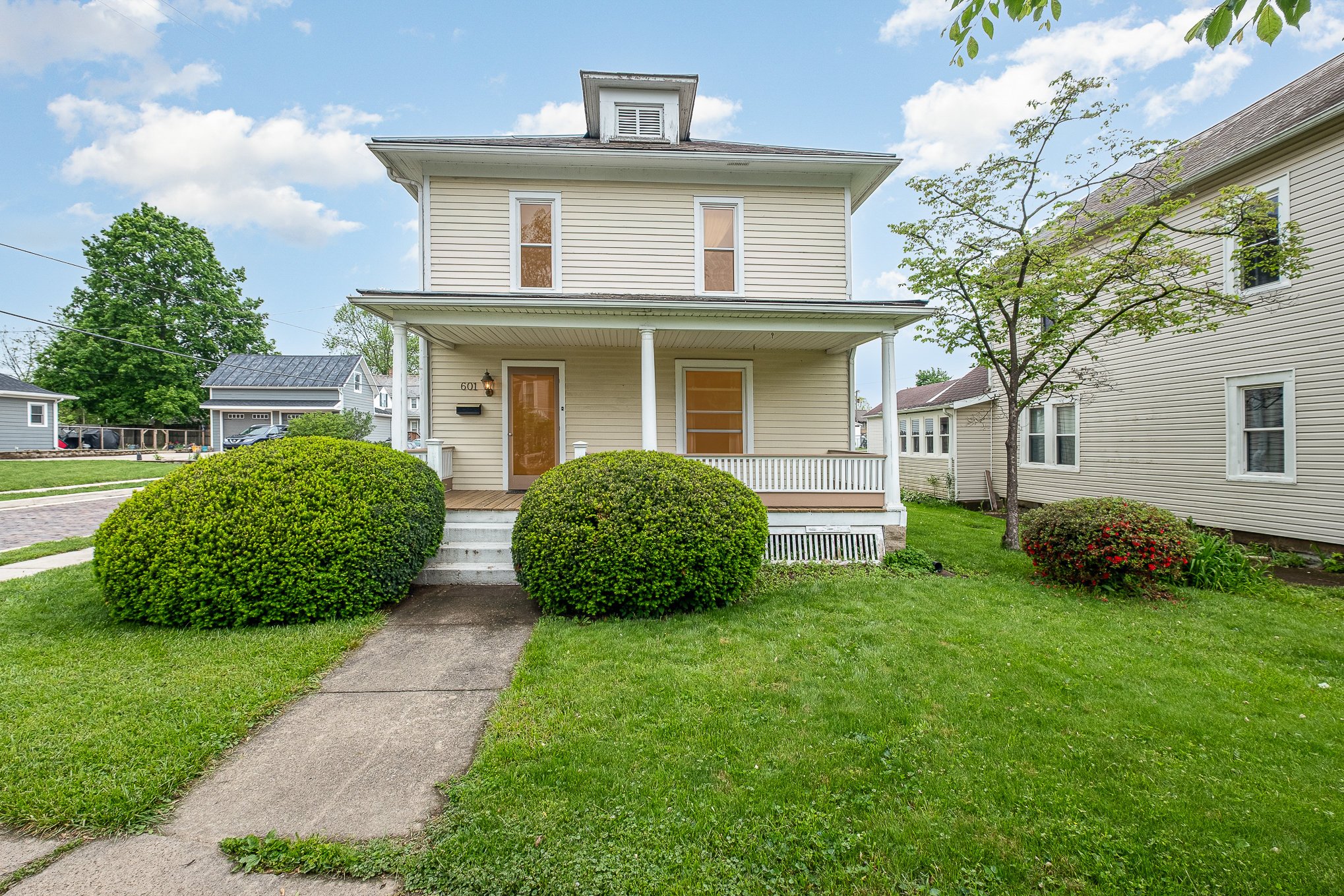Mount Vernon House: 601 E Gambier St