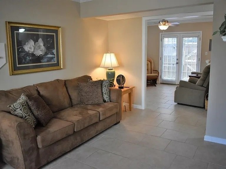 Marietta Condo: 4982 Meadow Ln
