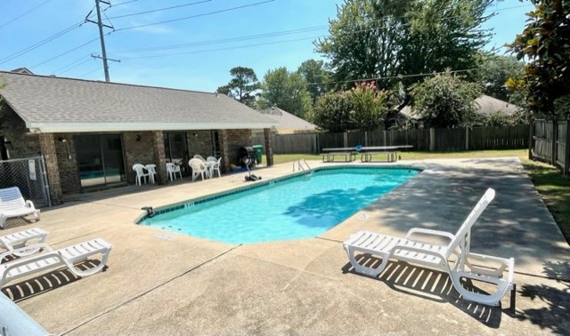 Texarkana House: 3503 Skyline