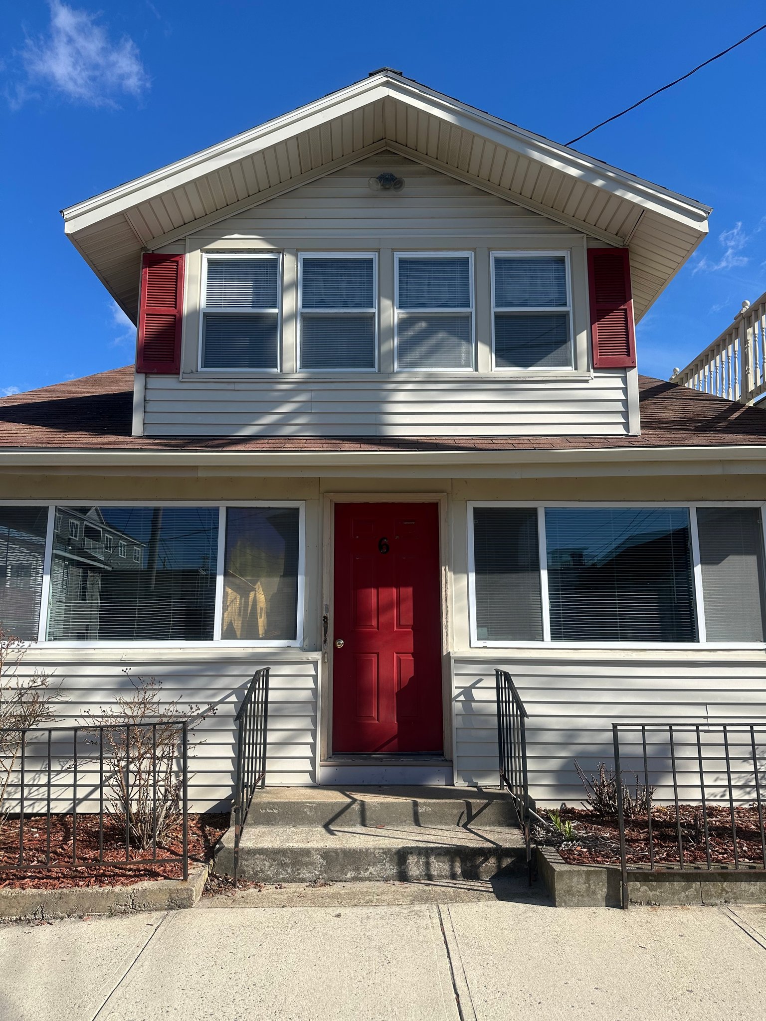 Hampton House: 6 M Street