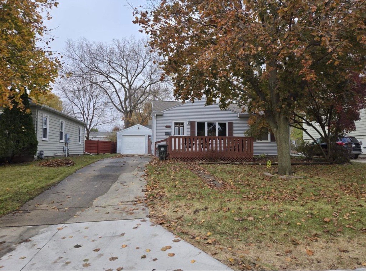 Cedar Falls House: 1204 Madison St