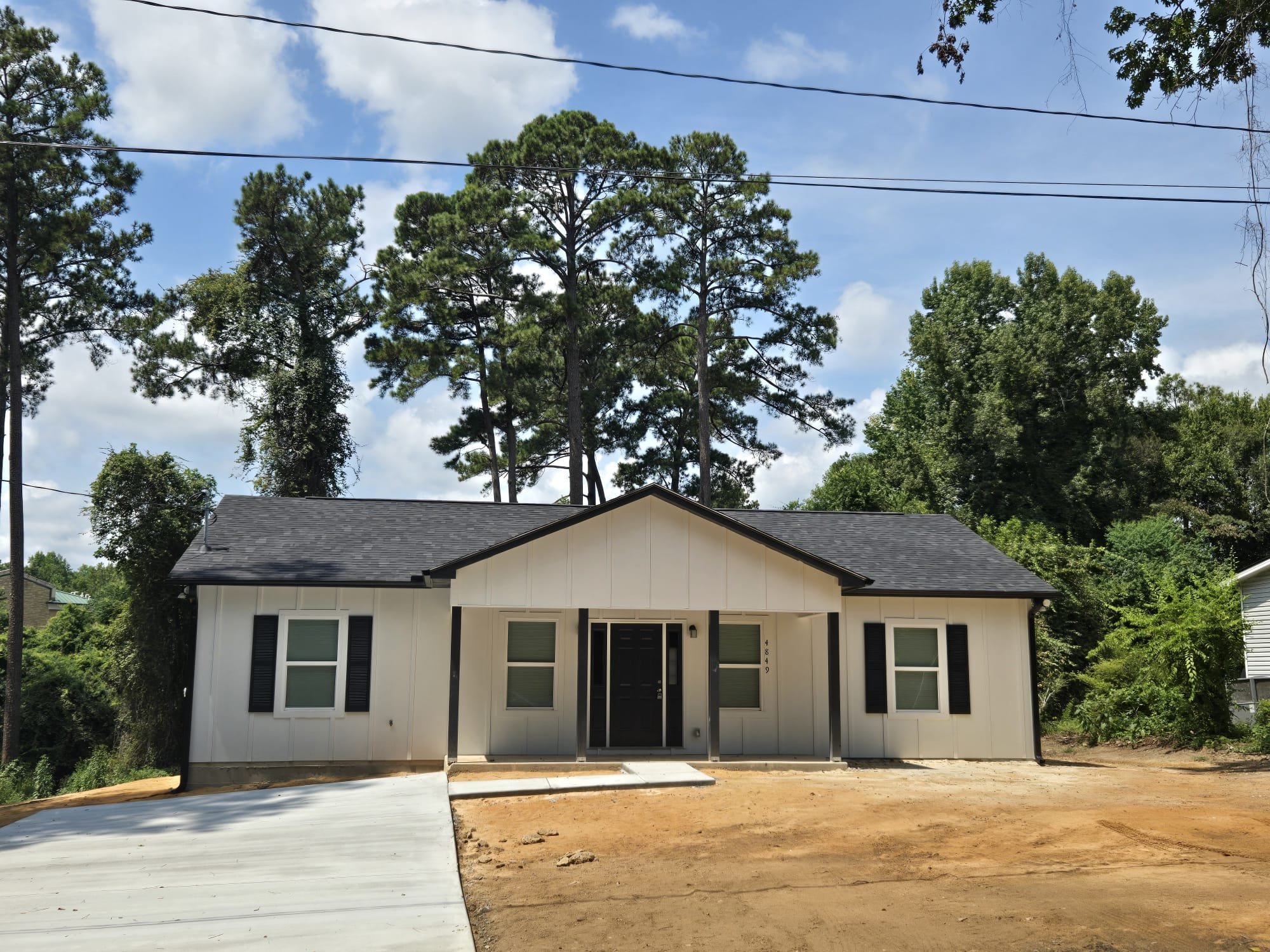 Macon House: 4849 Wilson Rd