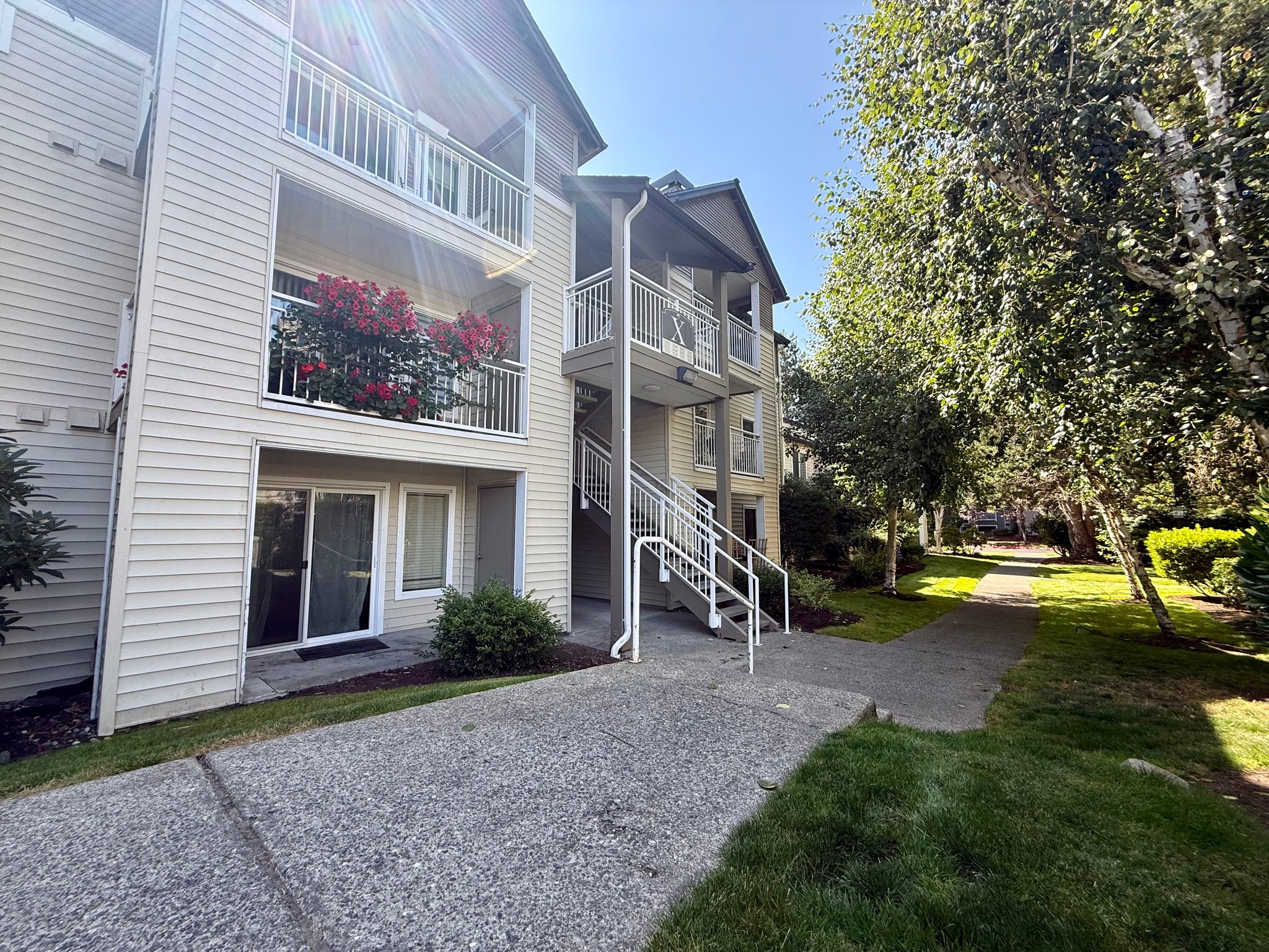 Mukilteo Condo: 12405 Harbour Point Blvd