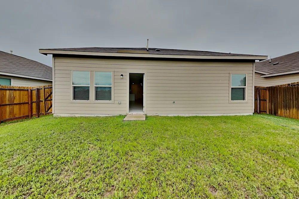 Fort Worth House: 14820 Bridge Pass Trl,