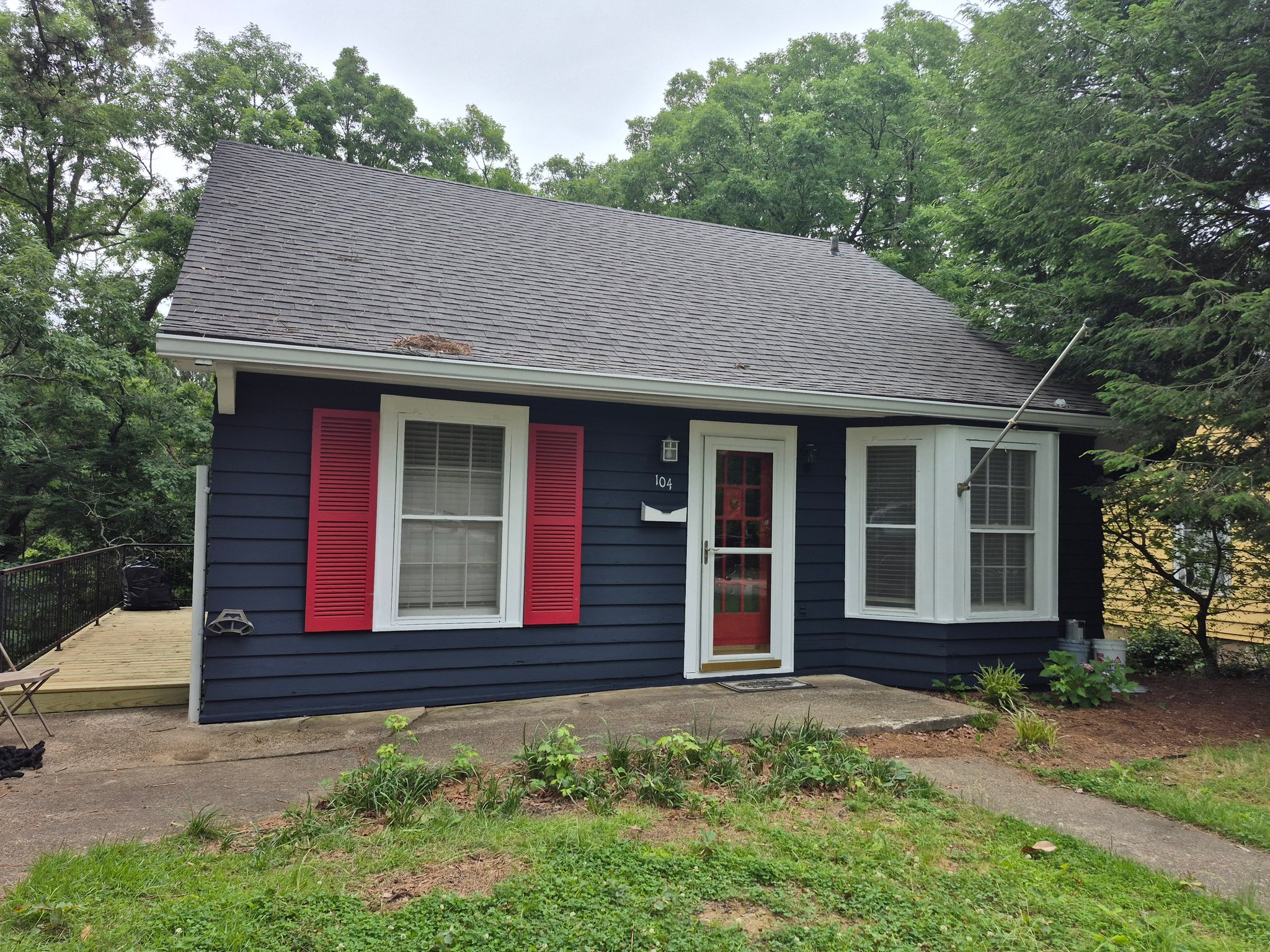 Hot Springs House: 104 Hillcrest St.