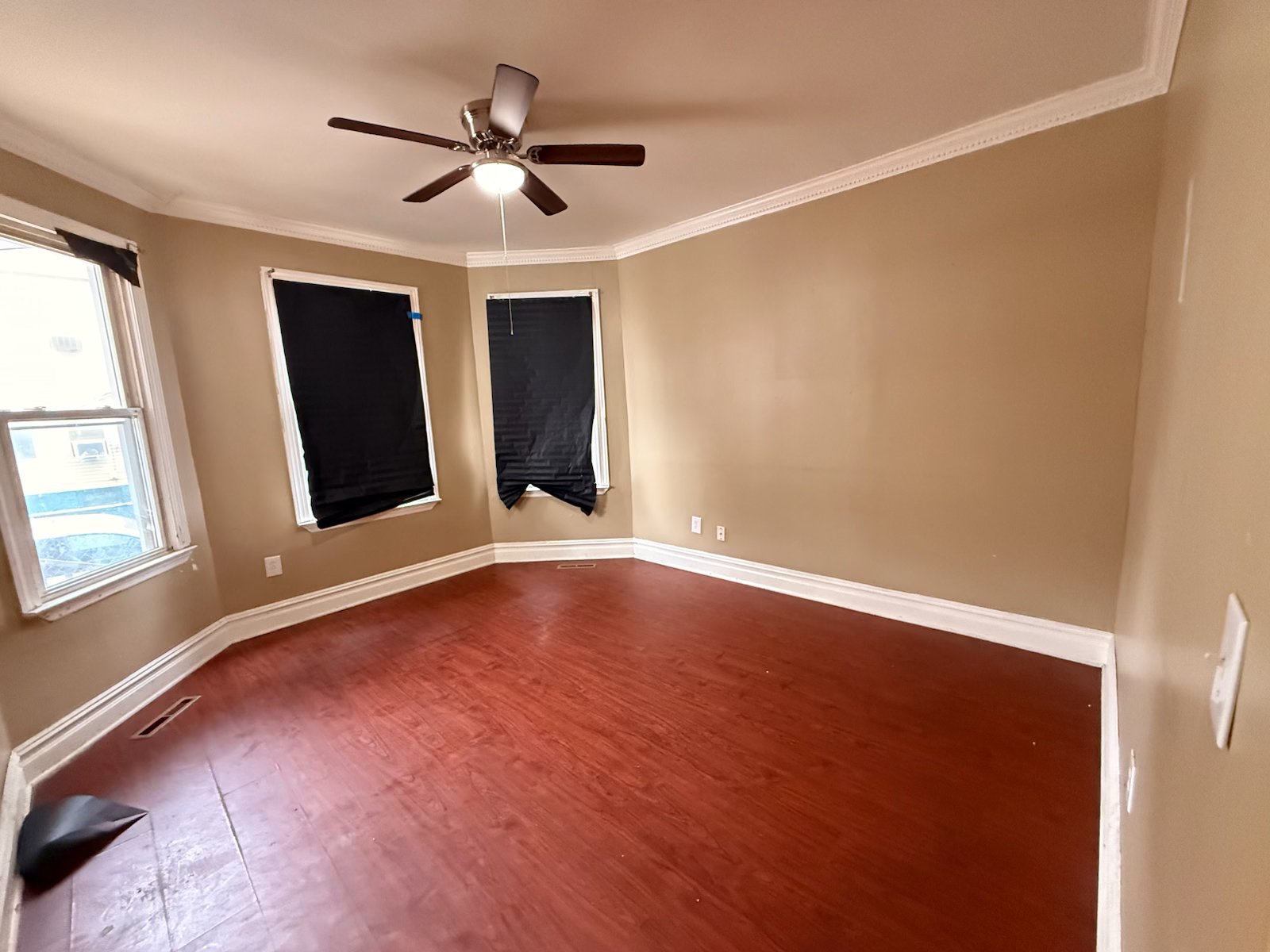 Paterson House: 207 N 4th St