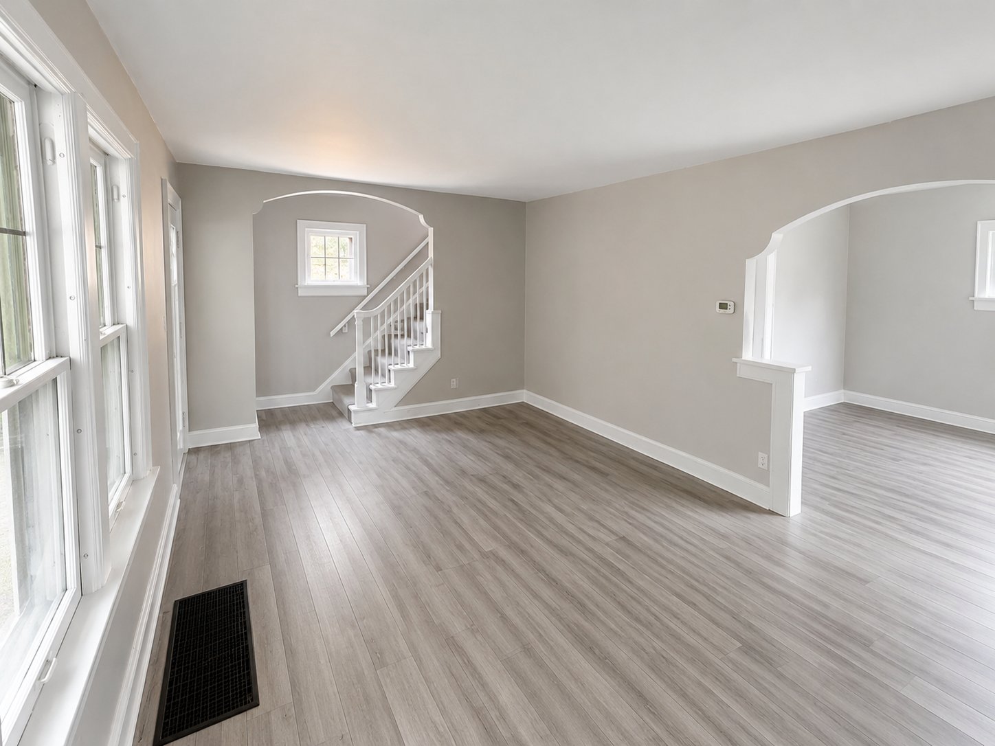 Columbus House: 510 Hilltonia Ave