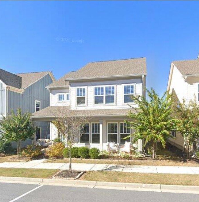 Suwanee House: 679 Finley Street