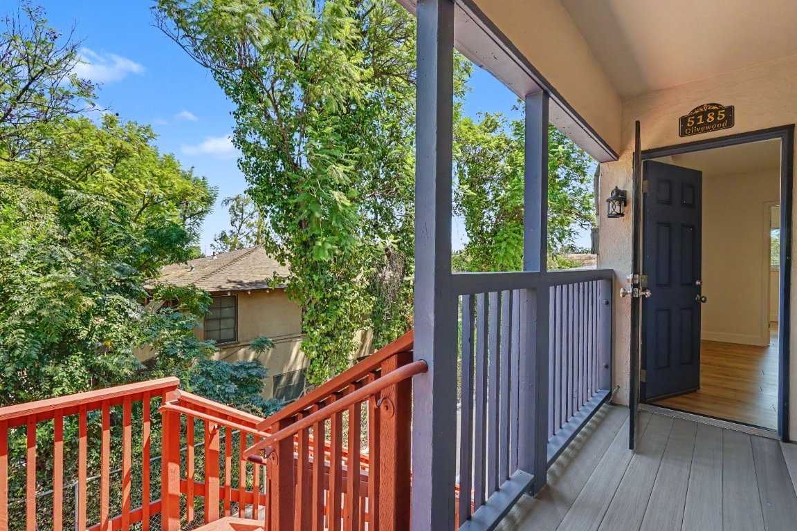 Riverside House: 5185 Olivewood Avenue