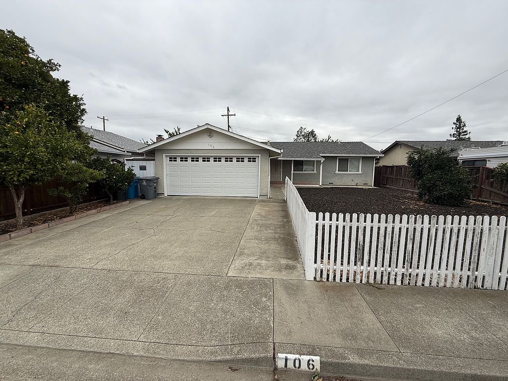 Vacaville House: 106 Almanor Dr