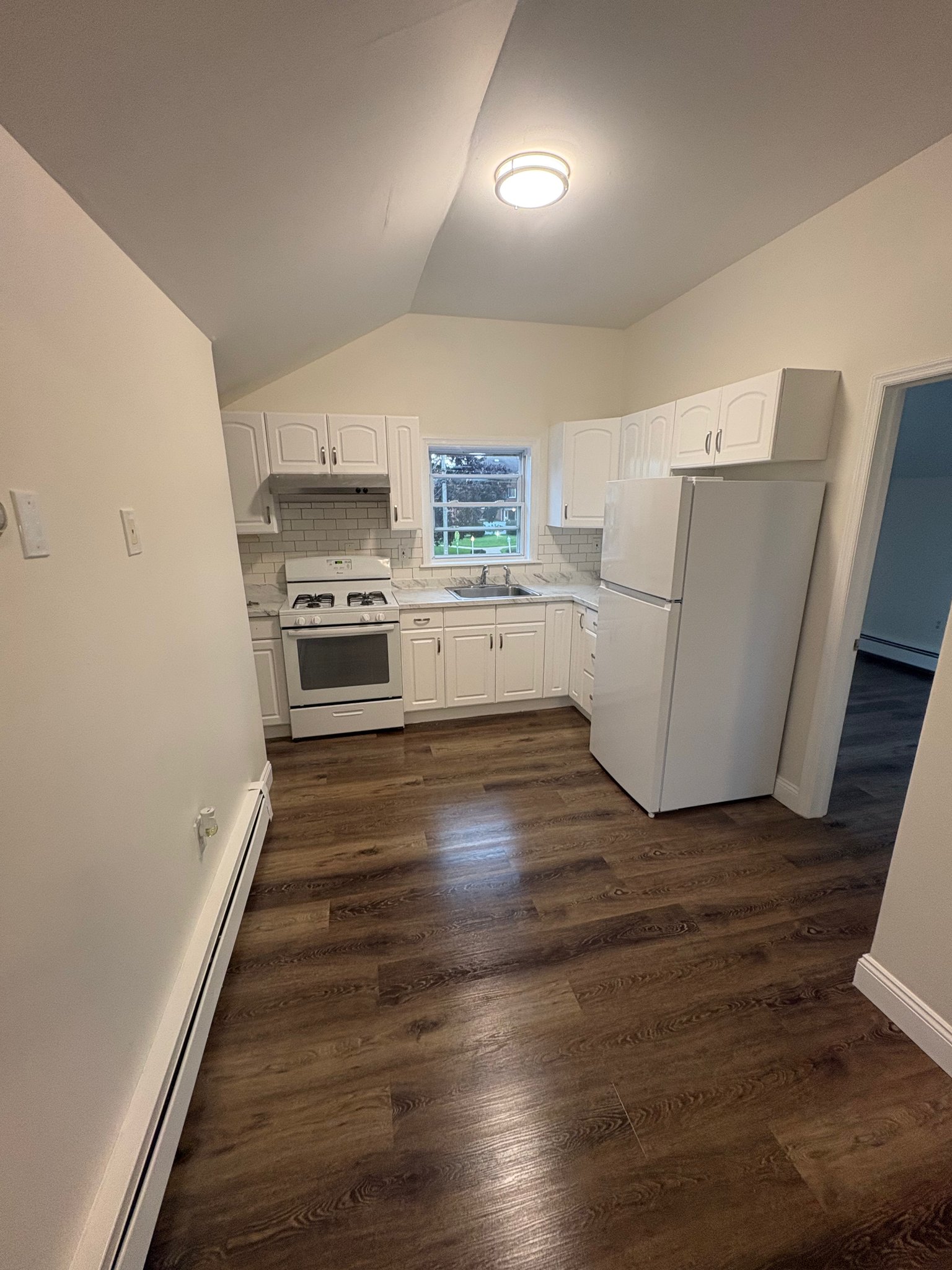 Vauxhall Multiplex: 861 Valley St