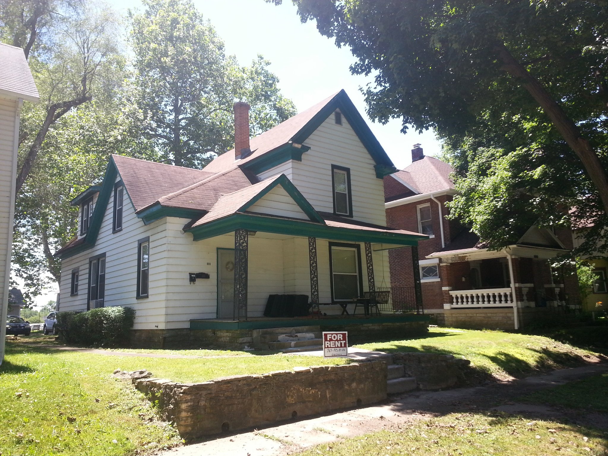 Muncie House: 1111 W North St