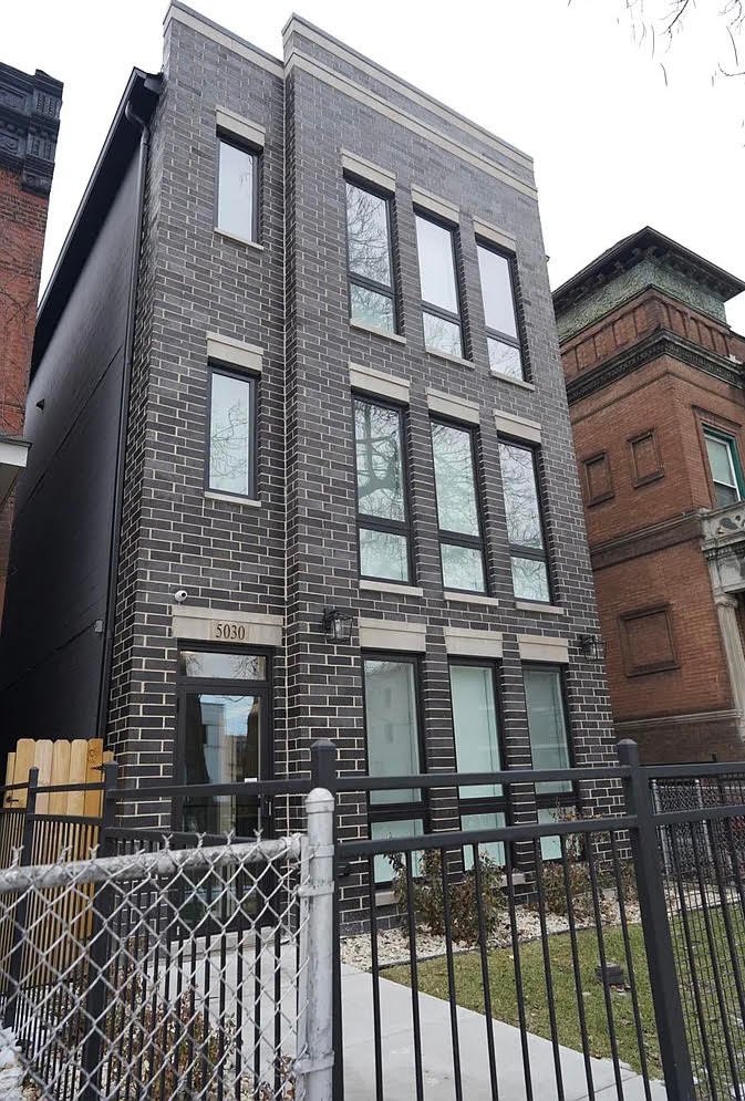 Chicago Multiplex: 5030 S Prairie Ave Floor 2