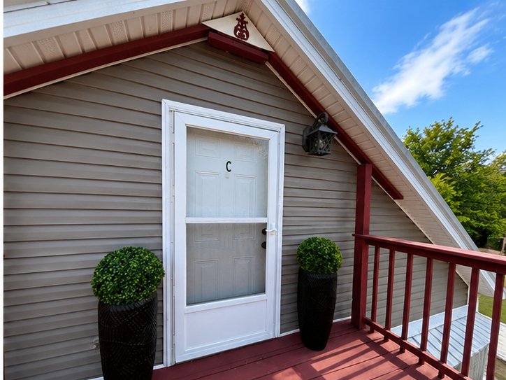 Hopkinsville Multiplex: 404 E 18th St