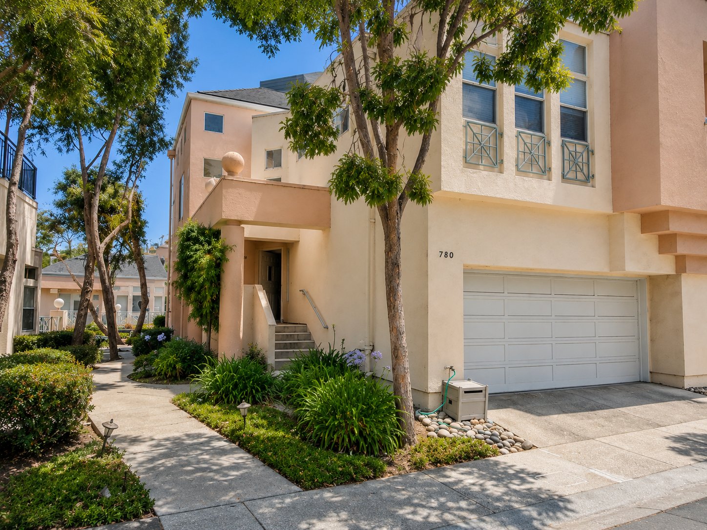 Redwood City Townhome: 780 Mediterranean Ln