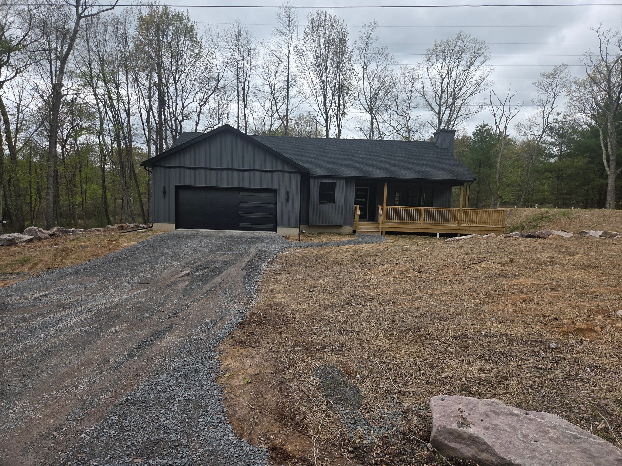 Albrightsville House: 399 Stony Mountain Rd