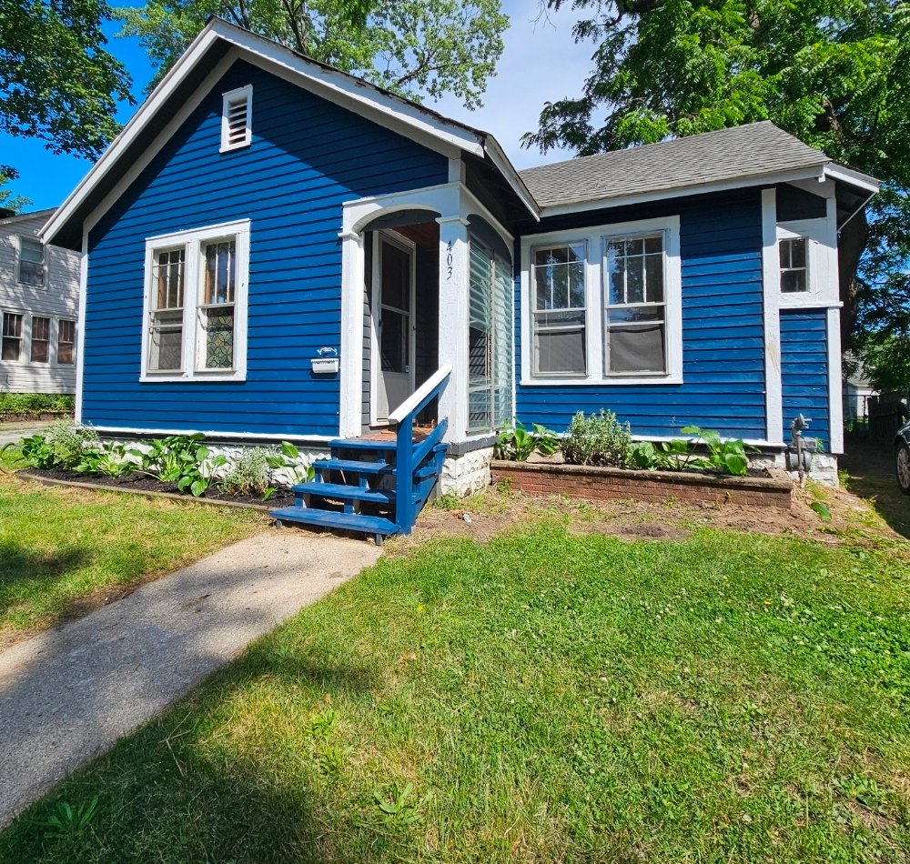 Dowagiac House: 403 Pennsylvania Ave
