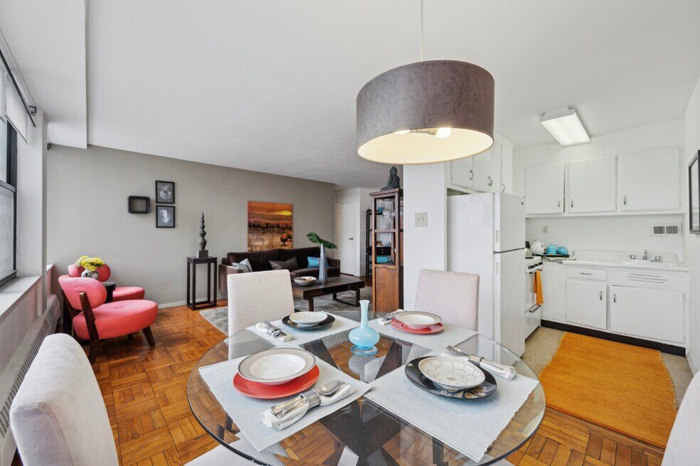 Philadelphia Apartment: 1220 N Broad St Philadelphia, PA 19121, USA
