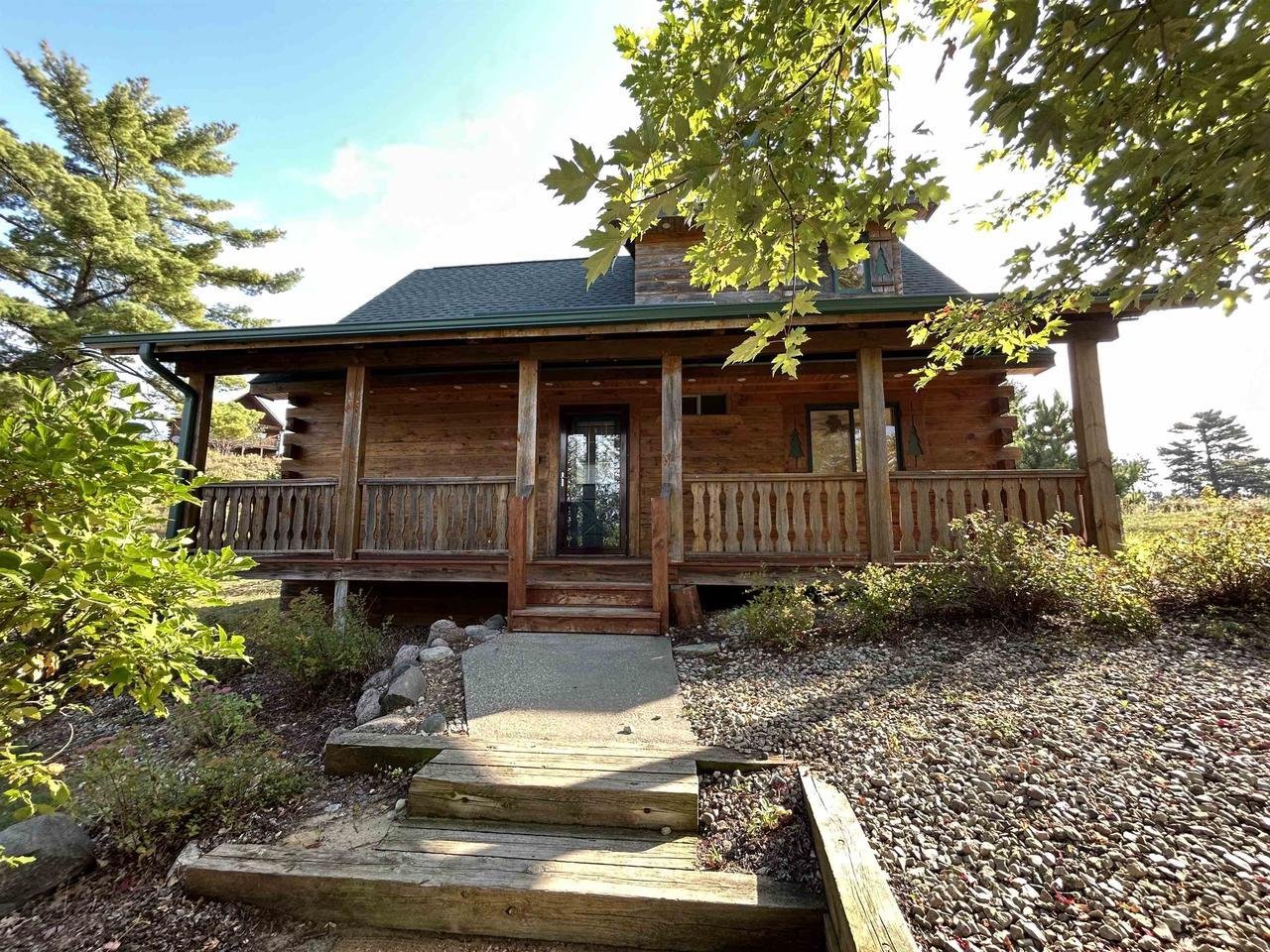 Warrens House: 631 Sandy Beach Ct