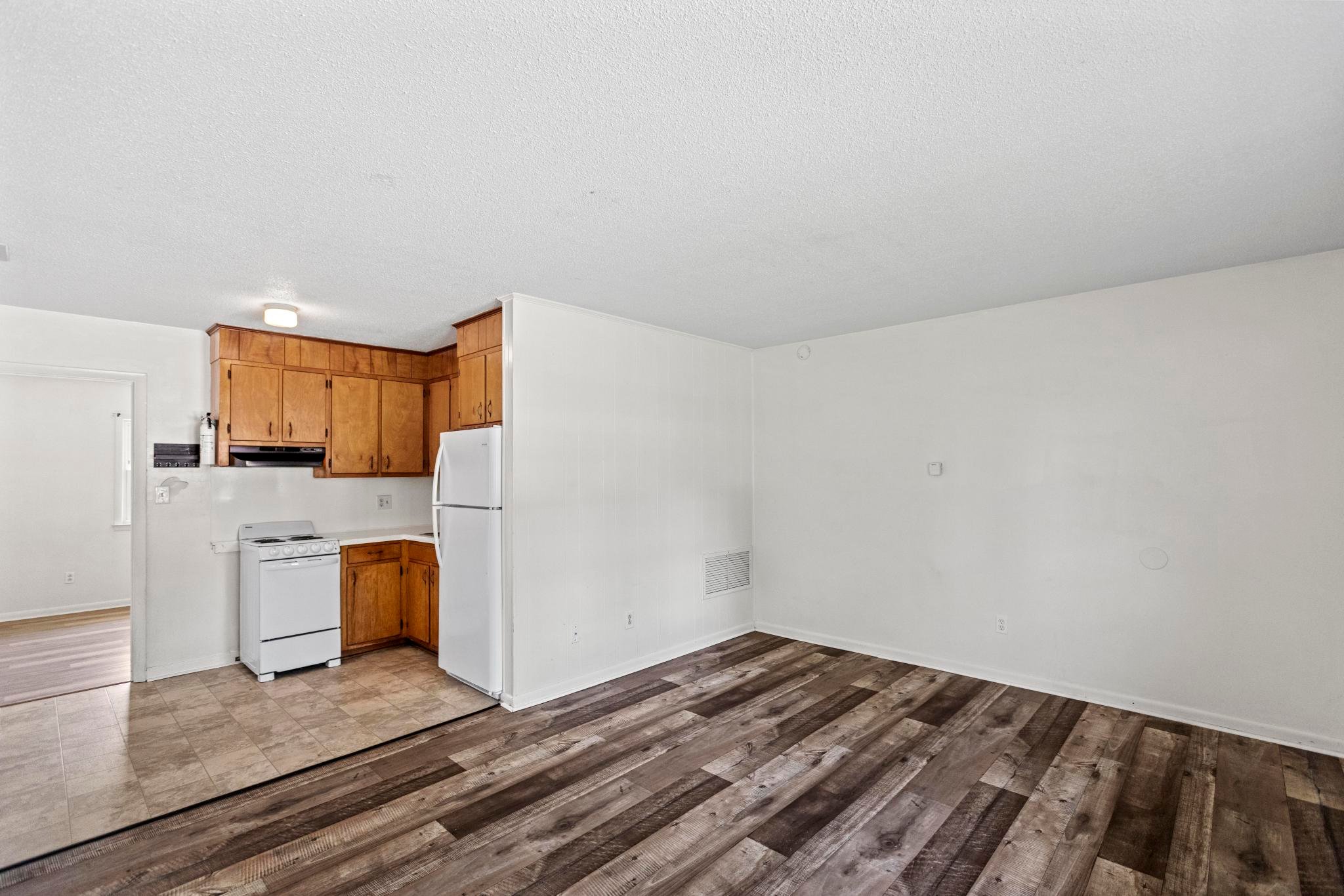 Jacksonville Apartment: 224 Zack Circle