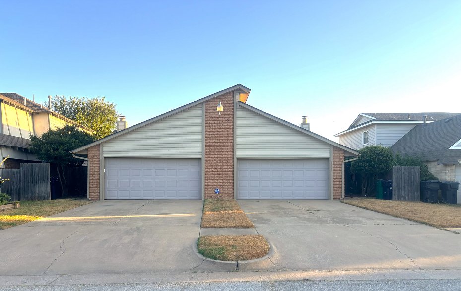 Oklahoma City House: 2411 SW 90th St