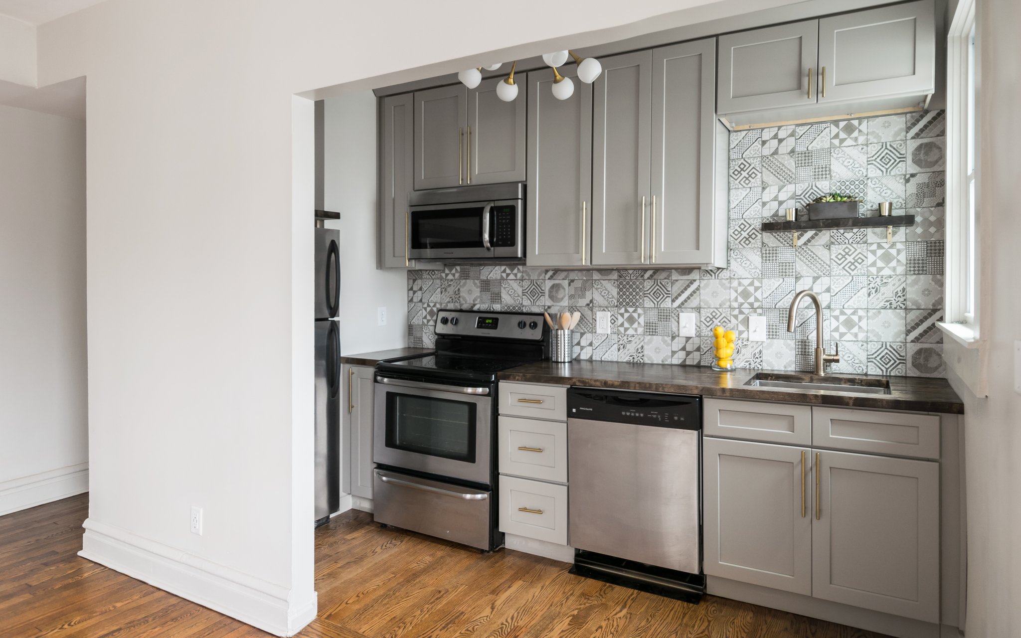 Saint Louis Apartment: 4721 McPherson Ave