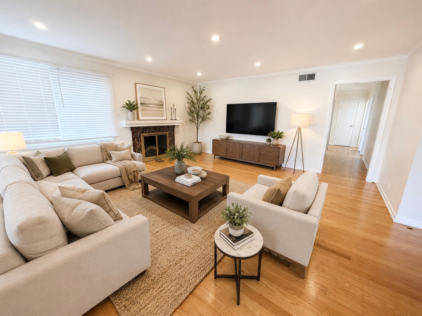 South San Francisco House: 112 Arroyo Dr