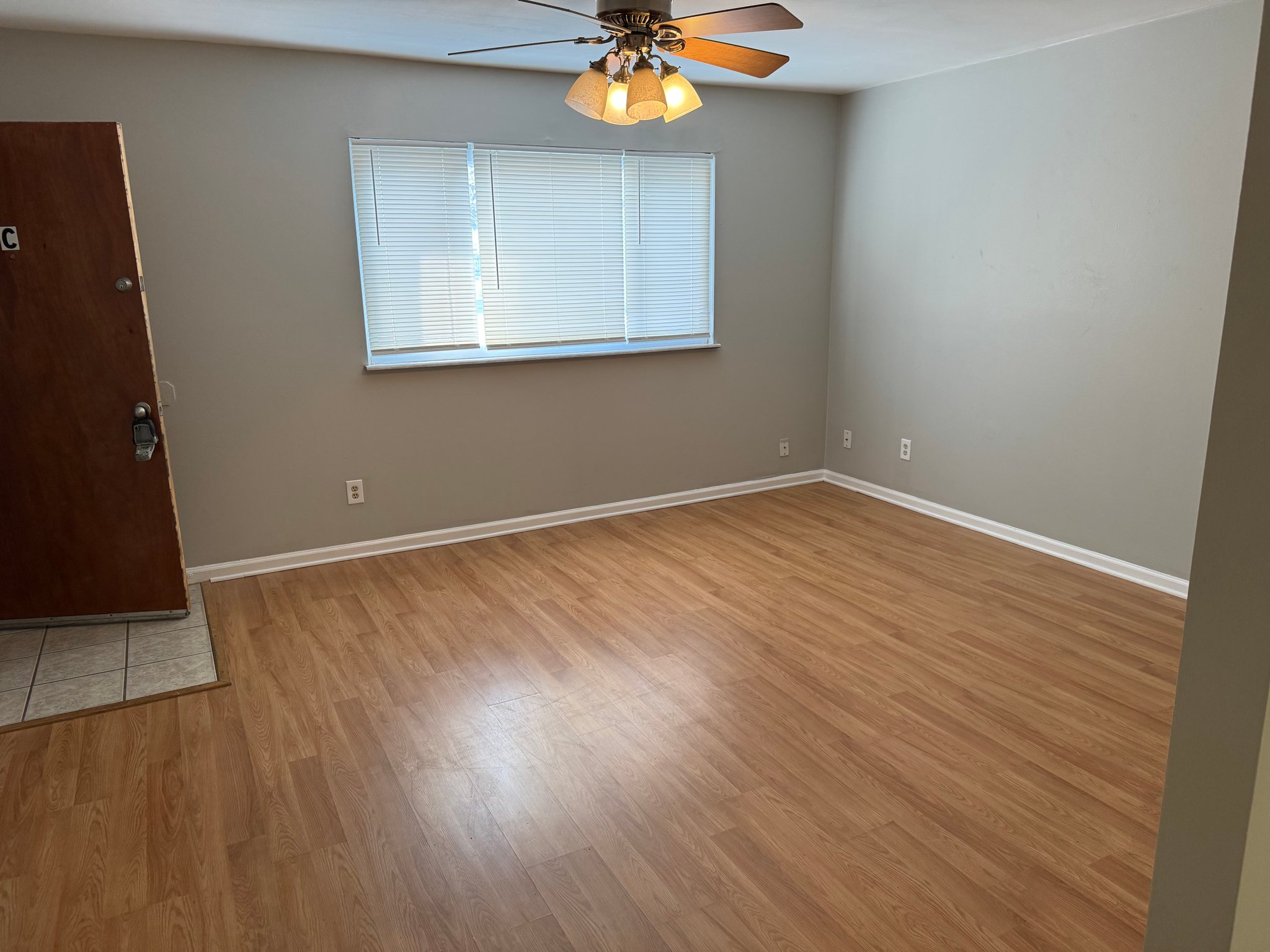 St. Louis Apartment: 1991 Lemay Ferry Rd
