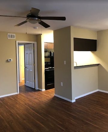 Grapevine Multiplex: 2805 Mustang Drive