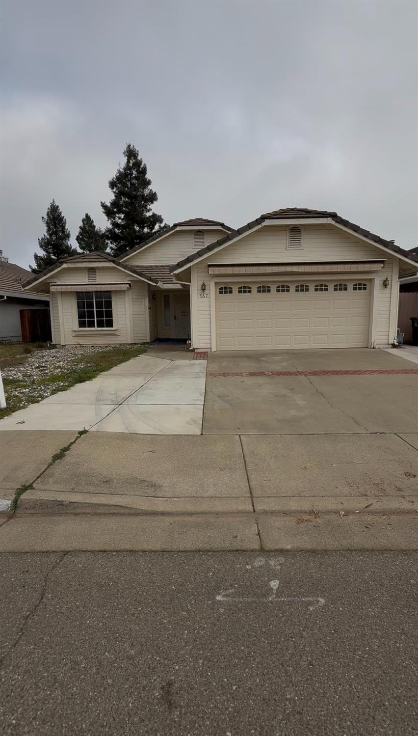 Yuba City House: 567 Tharp Rd